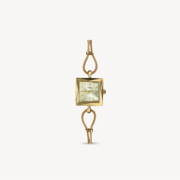 Elegant Gold Square Women's Watch - Picture 4 of 4